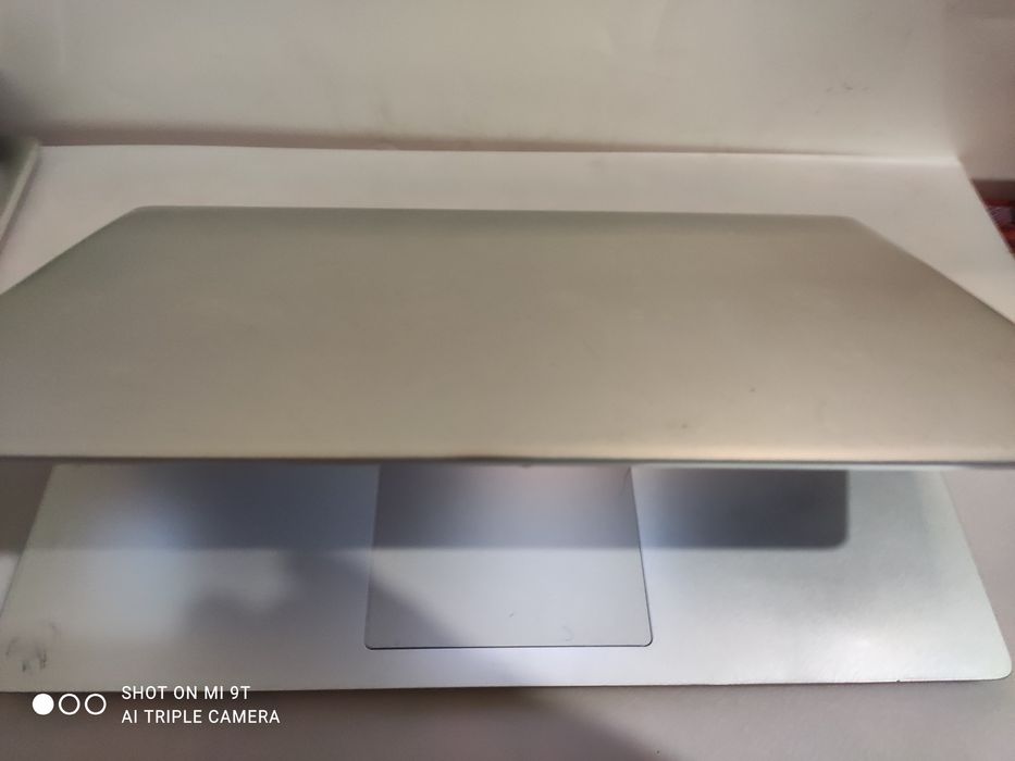 Продам ультрабук samsung