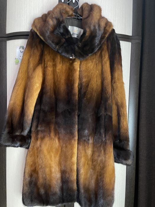 Продам шубу норковую