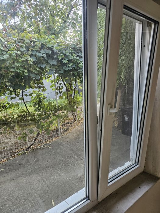 Casă bătrânească cu teren 625 mp  în Bariera Vâlcii (str.. Ramuri)