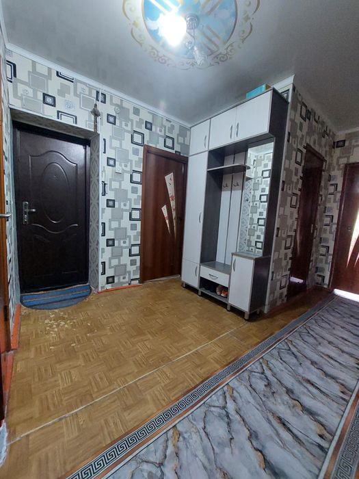 5комнатный квартира