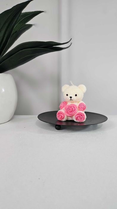 Lumânare ursuleț handmade – decor dulce și parfumat