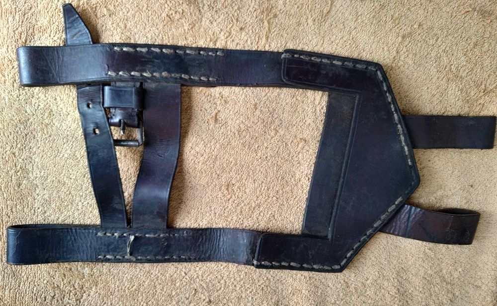 Калъфи / носачи за войнишка лопатка - естествена кожа ПСВ и ВСВ