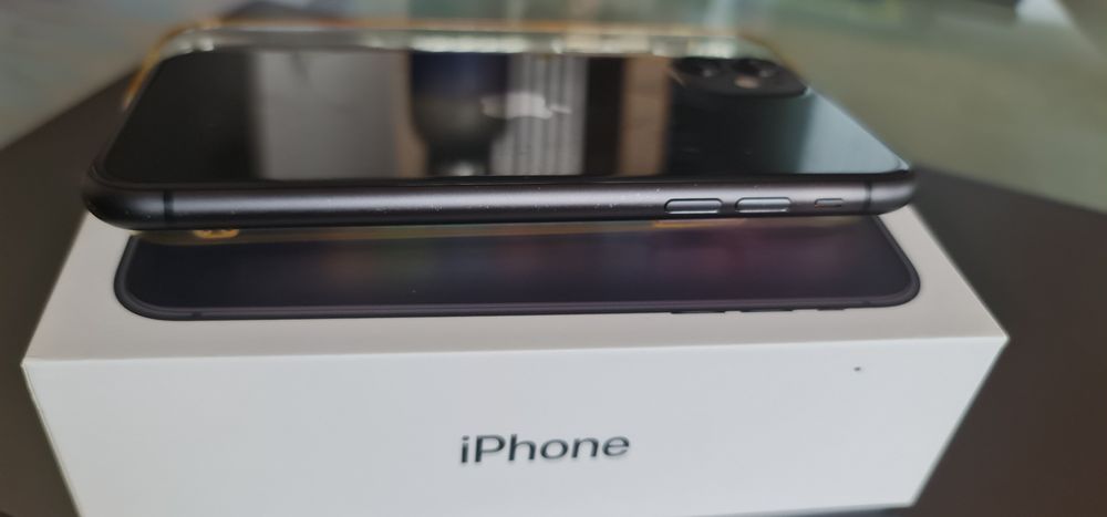 Iphone 11  Black