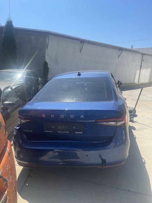 Skoda Superb на части 2023 година