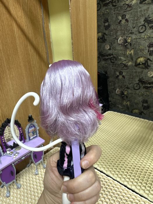 Продам куклу монстр хай!