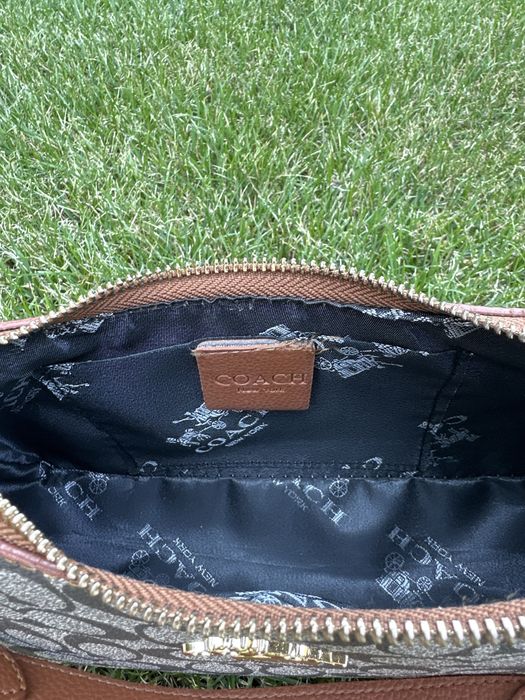 Чанта на марка COACH
