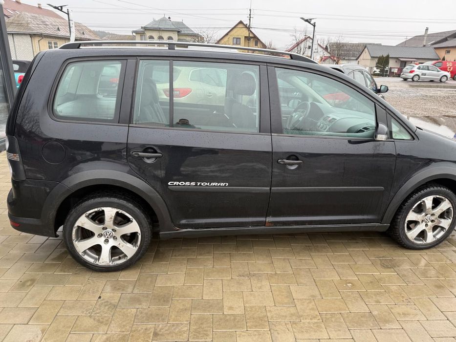 Vw touran cross
