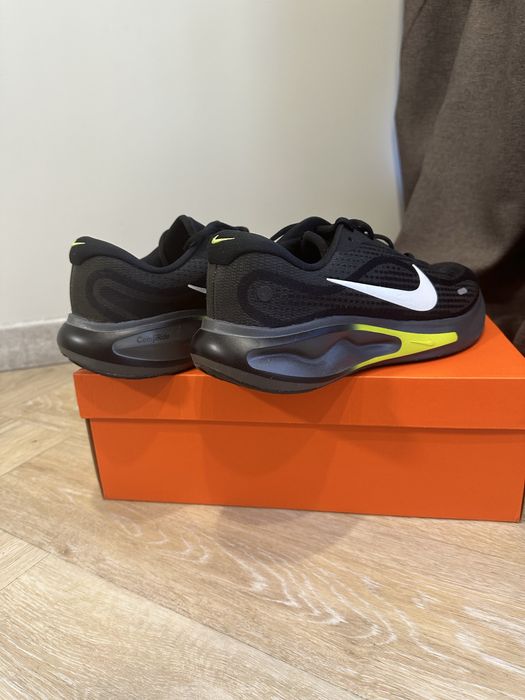 Nike Journey Run 46 р