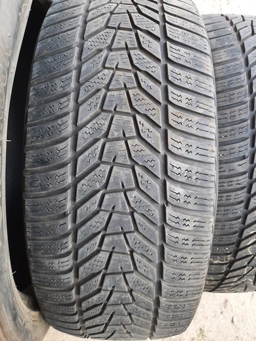 Продам шины 225/45/18 ханкок