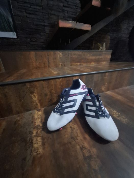 Marime 37 Lotto MAESTRO 700 IV fotbal adidasi barbati