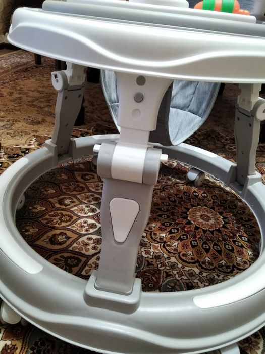 Продаю новый ходунок для детей