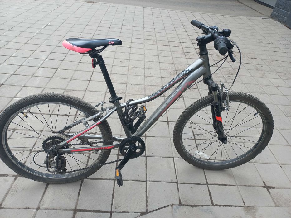 Велосипед Giant для подростков