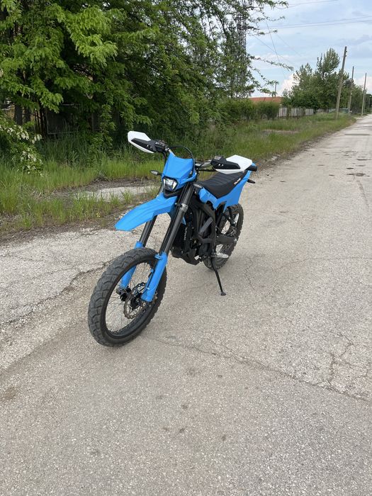 Surron ultra bee