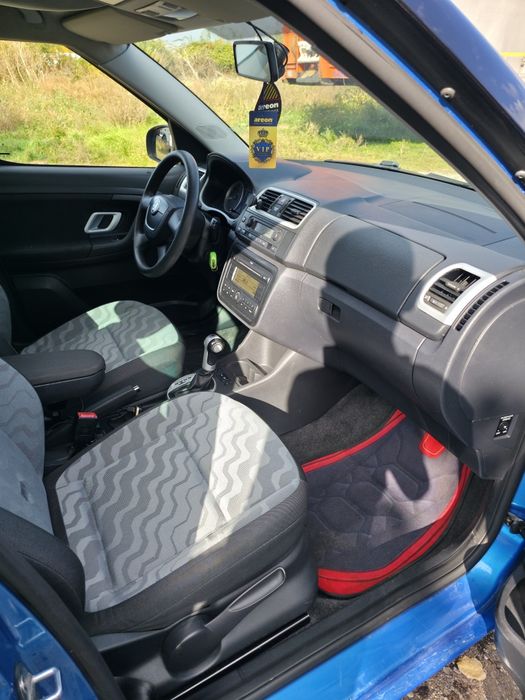 SKODA ROOMSTER , 1.6 benzina , cutie automata , 2009 , 105 CP