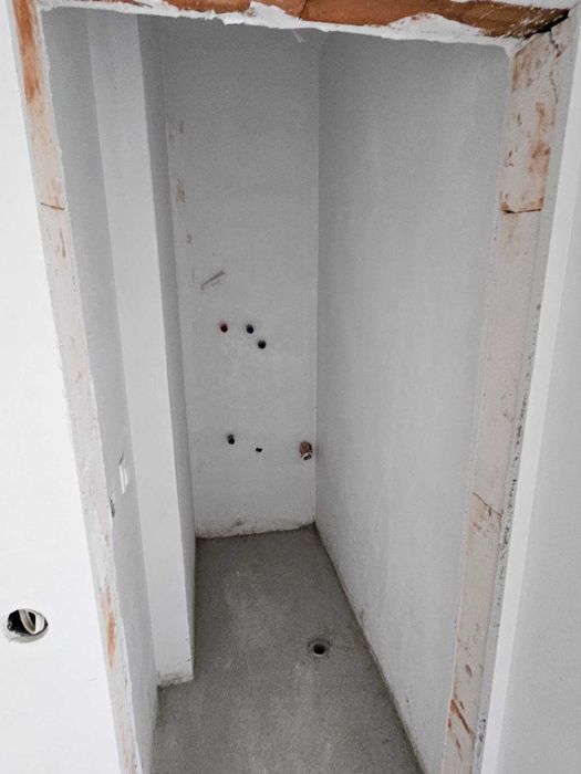 Продава се Двустаен апартамент в Пловдив, Коматево - 64 кв.м за 2110 €/кв.м - Снимка #2