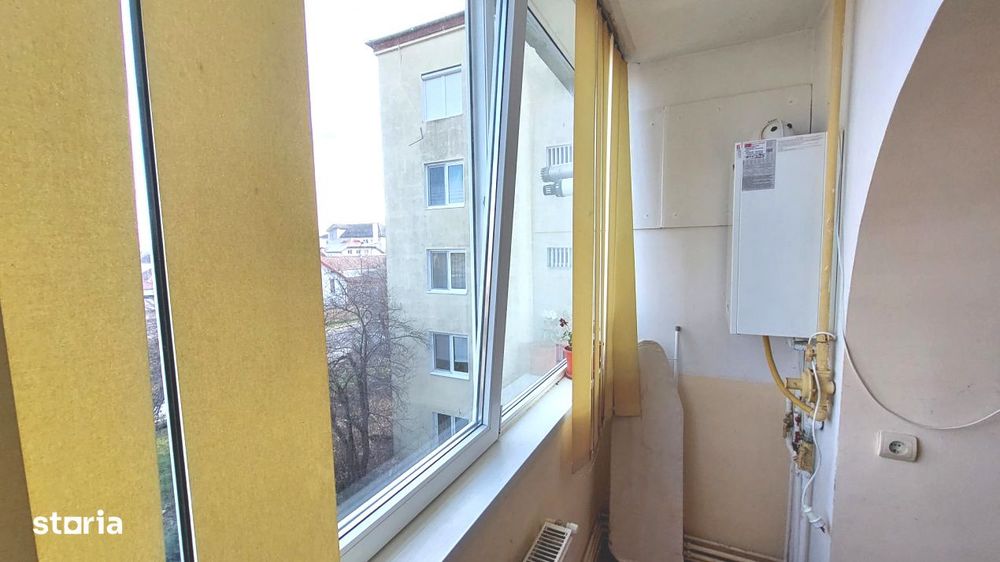Apartament 3 camere decomandate zona Terezian