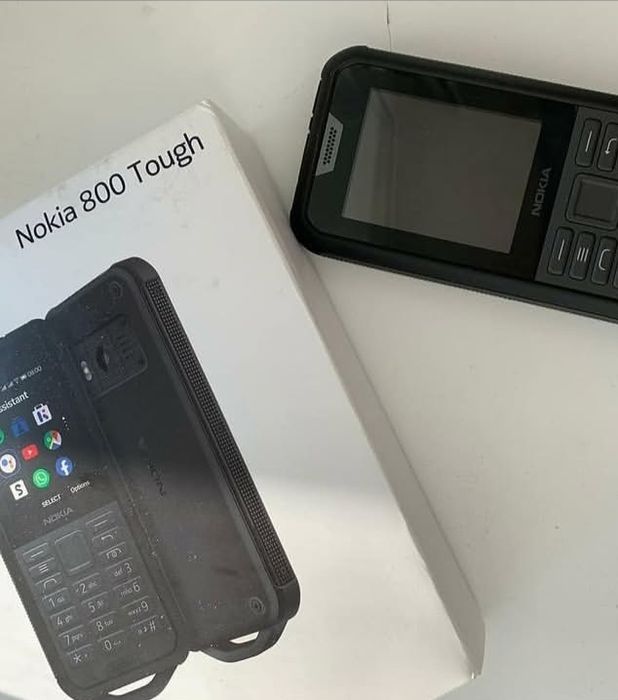 Nokia 800 Tough: самый прочный телефон!