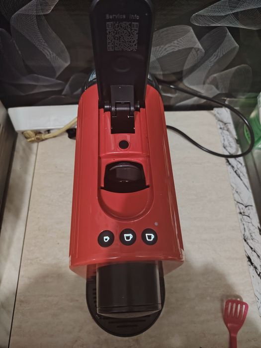 Кафе машина с капсули Tchibo Cafissimo