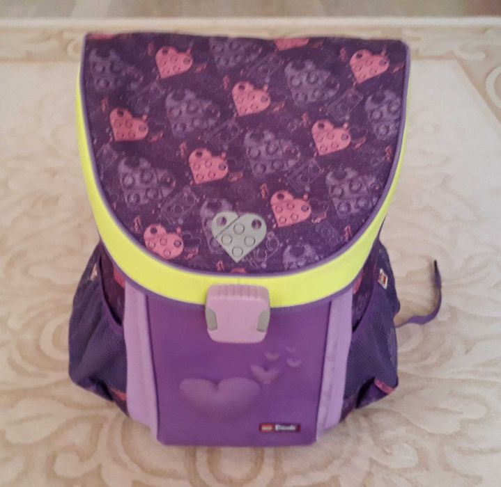 Ghiozdan scoala Easy LEGO Core Line - design Friends Hearts