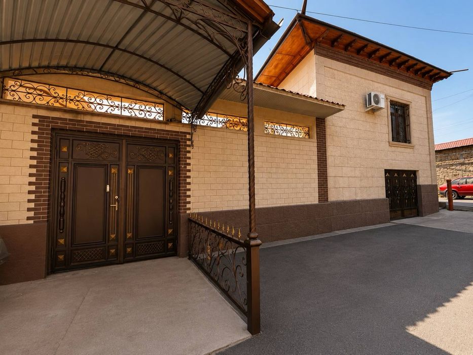 Срочно продаётся дом, Яккасарайский район,Пед институт 2.5 соток !