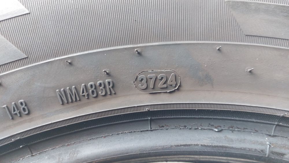 Зимни гуми за Бус 215/65/16 C Pirelli Carrier Winter 2 броя