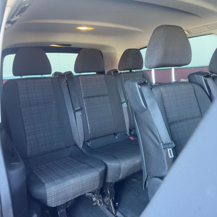 Închiriez Microbuz Mercedes Vito 8+1 locuri / Rent a car