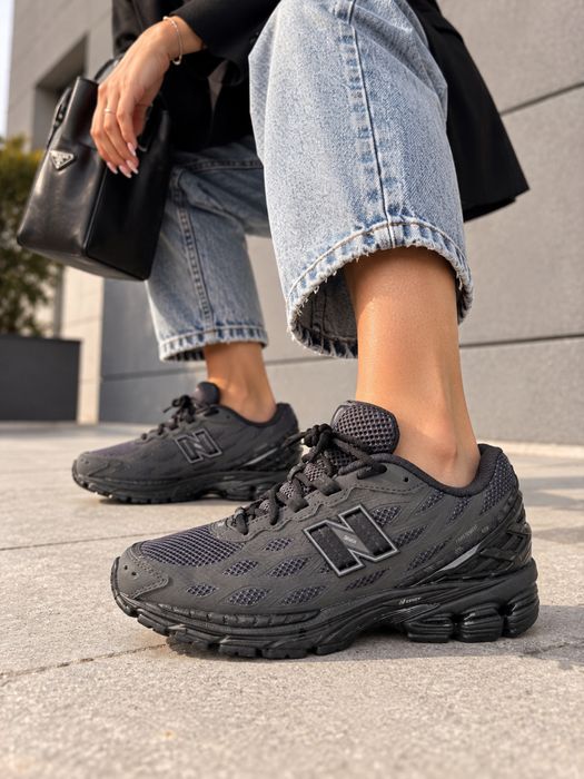 New Balance 1906w Black Metallic