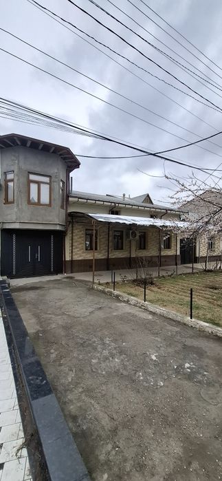 Huvaydo mahalladan uy sotiladi