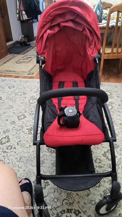 Детская прогулочная коляска