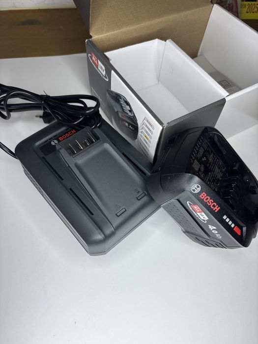 Стартов комплект bosch 18 V 1600A031T6