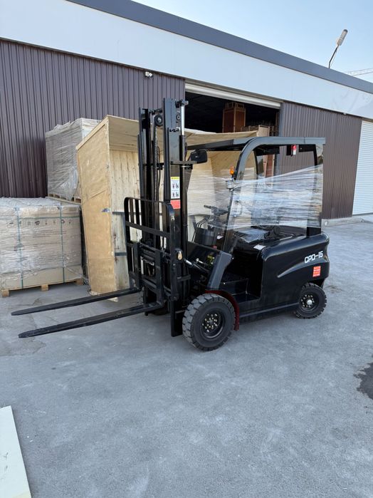 продаётся элктрический вилочный кара