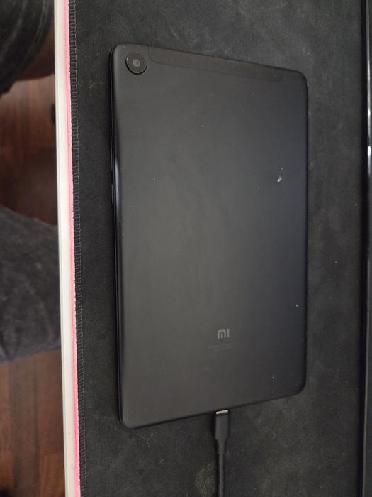 Планшет Xiaomi Mi Pad 4 64GB