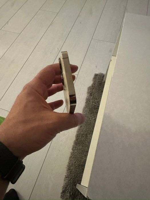 Продавам Iphon 14 pro 1t
