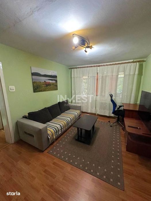 Apartament 3 camere-Podu Ros-etaj 2-Restaurant Odeon