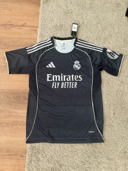 Tricou real madrid