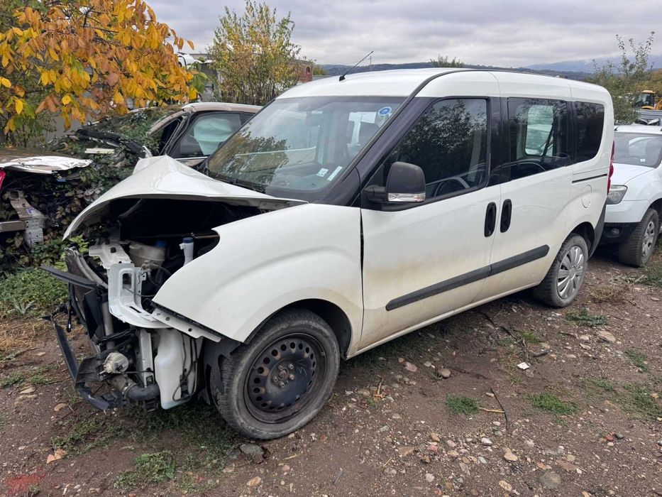 НА ЧАСТИ! Opel Combo VAN 1.6 CDTI 120 кс. 2017 г. Опел Комбо ВАН