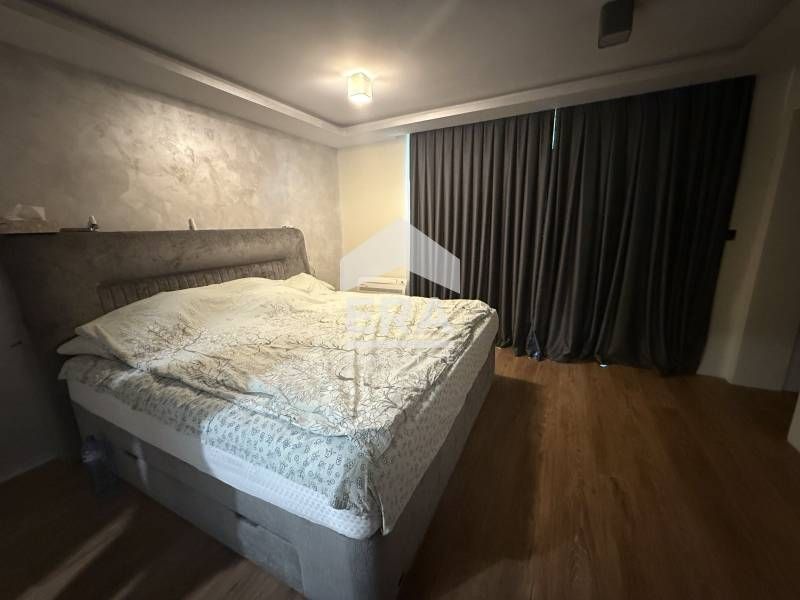 Продава се Къща в Варна, Изгрев - 361 кв.м за 2715 €/кв.м - Снимка #4