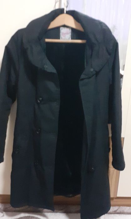 Зимно черно палто