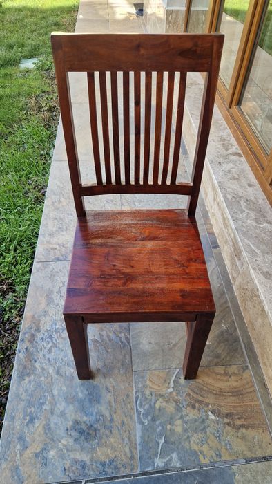 Комплект 12 броя дървени столове