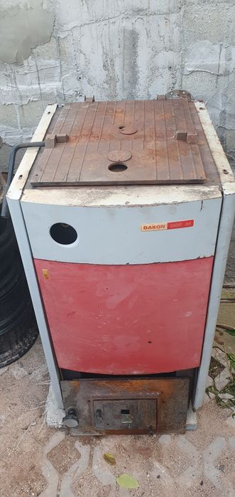 Горелка за олио , отработено масло и чехски котел Дакон 24 кв котел