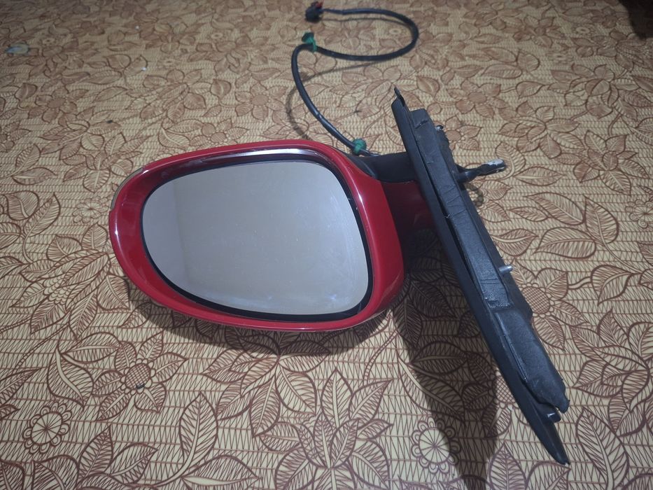 Golf V странично огледало