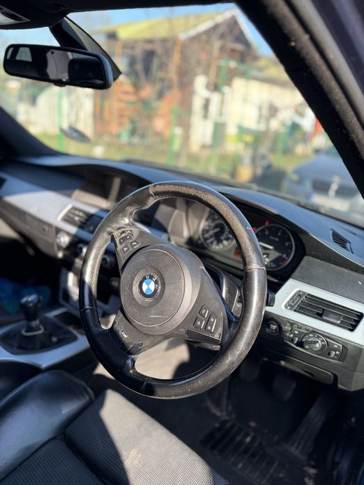 Dezmembrez bmw e60 facelift