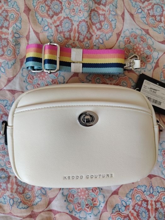 Сумочка новая красивая продам