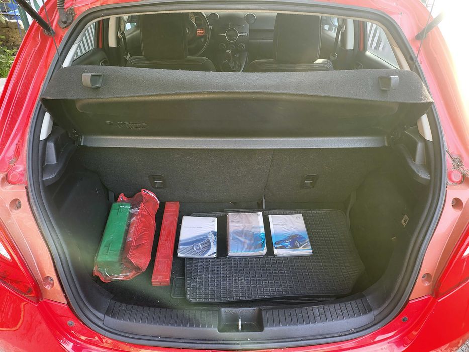 Мазда 2 1,3 бензин верига топ състояние ММ