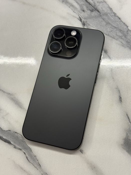 Продаю Iphone 16 PRO (256 gb)