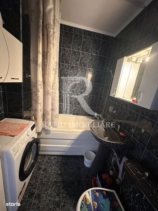 Apartament 3 camere decomandat | Bulevardul Dacia | Oradea