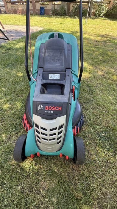 Masina electrica gazon Bosch Rotack 43