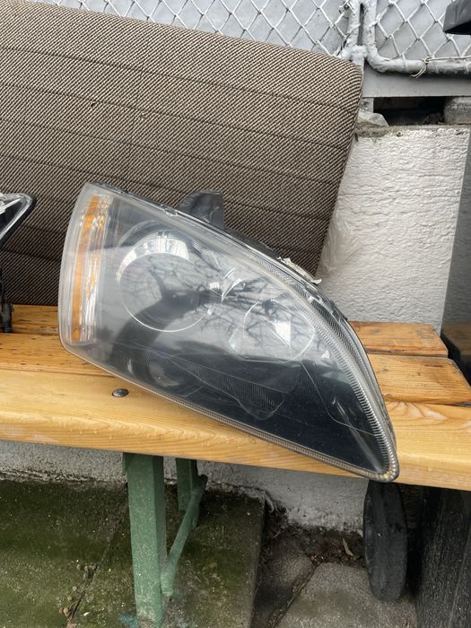 Оригинални фарове за форд фокус 2 оборудвани