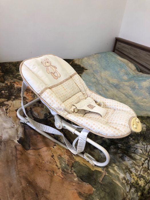 Електрическа бебешка люлка