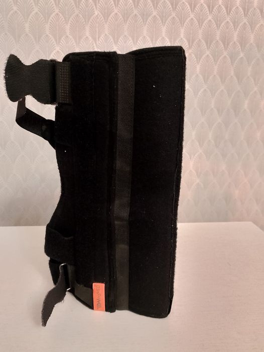 Тутор для колена